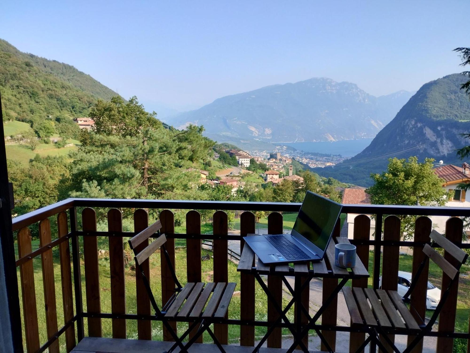 La Rustica Sul Lago Di Tenno Mansarda Exterior foto